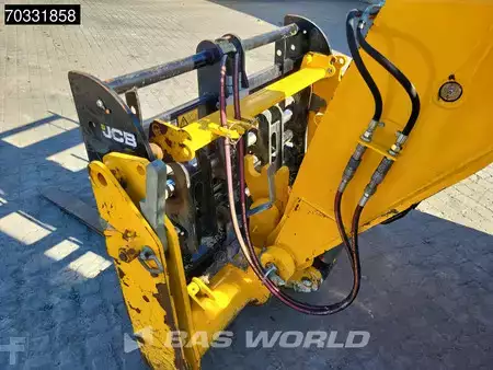 Verreikers (vast) 2022  JCB 540-140 Sway - A/C (13)