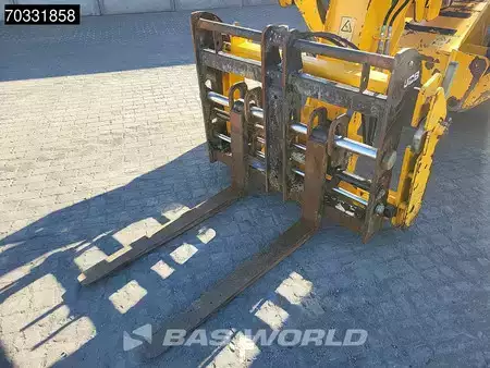 Verreikers (vast) 2022  JCB 540-140 Sway - A/C (14)