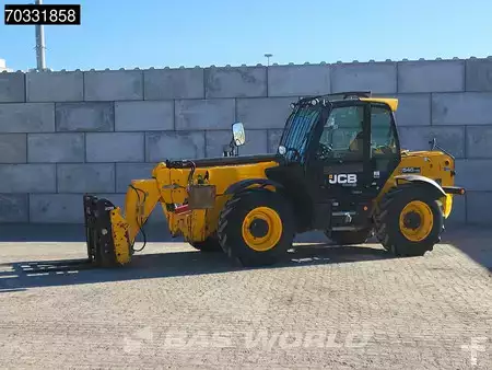 Verreikers (vast) 2022  JCB 540-140 Sway - A/C (2)