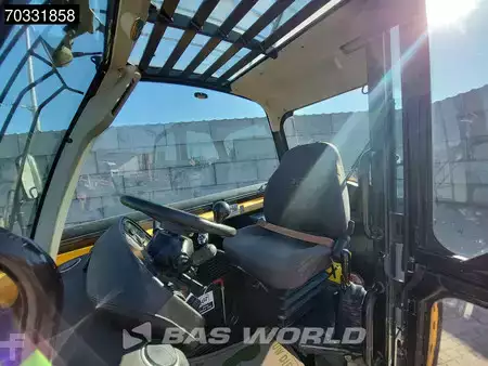 Verreikers (vast) 2022  JCB 540-140 Sway - A/C (24)