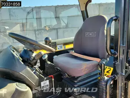 Verreikers (vast) 2022  JCB 540-140 Sway - A/C (25)