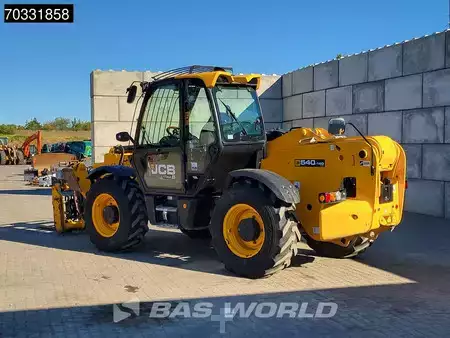 Verreikers (vast) 2022  JCB 540-140 Sway - A/C (5)