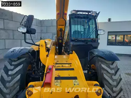 Telehandler Fixed 2022  JCB 540-140 Sway - A/C (11)