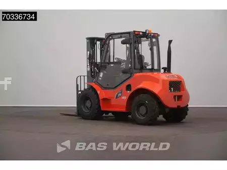 Carrelli elevatori diesel 2026  Heli CPCD35 FACTORY WARRANTY - 4x4 - KUBOTA ENGINE - CE (6)
