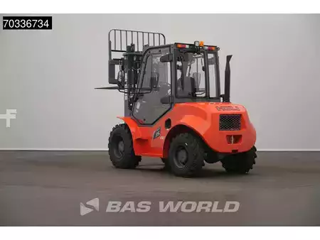 Carrelli elevatori diesel 2026  Heli CPCD35 FACTORY WARRANTY - 4x4 - KUBOTA ENGINE - CE (7)