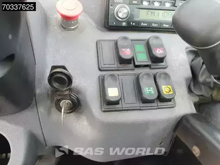 Ładowarki teleskopowe 2022  Manitou MT933 A/C (34)