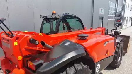 Teleskoplæsser (fast) 2023  Manitou MT930 H / 2x on stock (10)