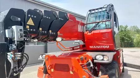 Ładowarki teleskopowe obrotowe 2018  Manitou MRT3050 / 2x on stock (5)