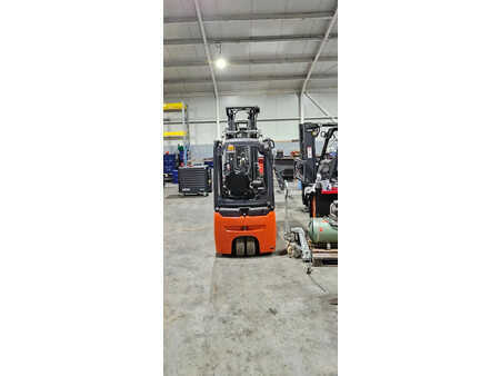 Sähkö - 4 pyör 2012  Linde E16C lwd E16C (2)