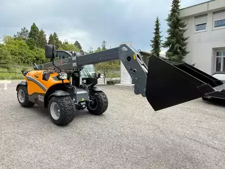 Telescopic forklift rigid 2025  GiANT GT5048 (4)