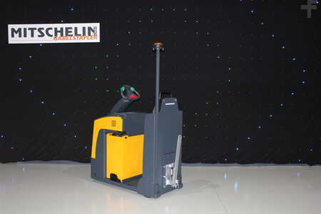 Chariots tracteurs 2012  Jungheinrich EZS 130 (SO905) (4)