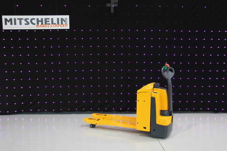 Lavtløftende truck 2011  Jungheinrich EJE 220 20 120 54 (EHW162) (1)