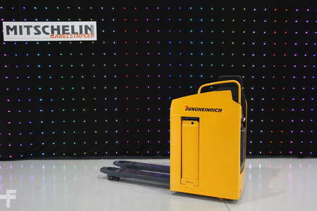 Transpalettes à conducteur porté 2011  Jungheinrich ESE 220 (EK345) (1)