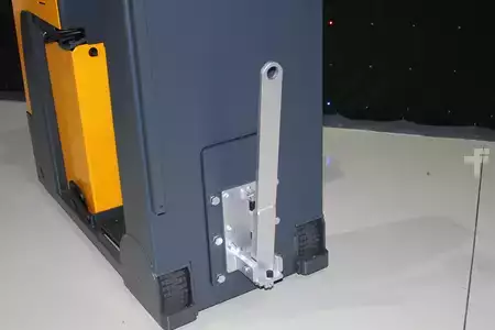 Rebocador 2012  Jungheinrich EZS 130 (SO905) (2)