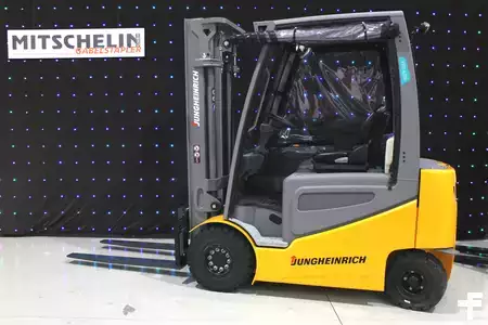 Sähkö - 4 pyör 2018  Jungheinrich EFG 425k 330ZT (EV542) (1)