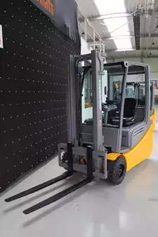 3-wiel elektrische heftrucks 2016  Jungheinrich EFG 220  310ZT (ED482) (3)