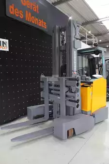 4-kierunkowe Reach Trucki 2018  Jungheinrich ETV Q35 iZVGE130-628DZ mit Zinkenverstellgerät (ES664) (3)