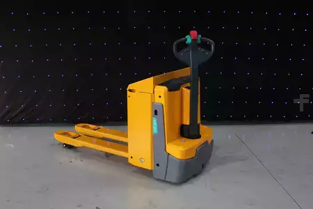 Transpalettes électriques 2022  Jungheinrich EJE 225 (EHW192) (2)
