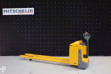 Niederhubwagen 2019  Jungheinrich EJE 225 m. Langgabeln 2400 mm (EHW189) (1)