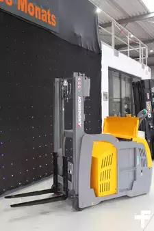 Hochhubwagen 2021  Jungheinrich EJG214 250ZT - NEUWERTIG (REP038) - freitragender E-Deichselstapler / SONDERBAU (2)
