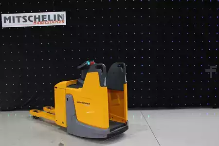 Electric Pallet Trucks 2018  Jungheinrich ERE 225 f. P. mit fester Standplattform  (EK366) (1)