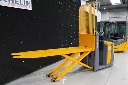 Wózek do komisjonowania poziomego 2017  Jungheinrich ECE320 mit Langgabeln 2400 mm + Scherenhub (REP035) (2)