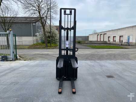 Pallet Stackers 2024  Staxx WS15H (12)