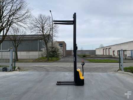 Pallet Stackers 2024  Staxx WS15H (8)