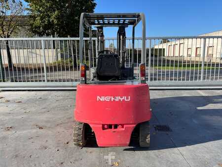 Elektro 4 Rad 2007  Nichiyu FBC25PN (11)