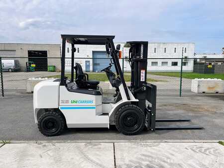 Dízel targoncák 2023  Unicarriers FD25T5C (10)