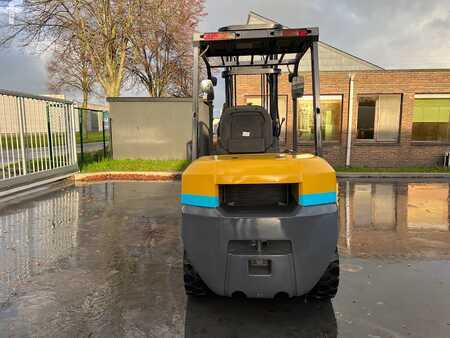 Diesel Forklifts 2014  Unicarriers FD30T4 (11)