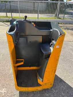 Electric Pallet Trucks 2006  Jungheinrich ESE120 (6)