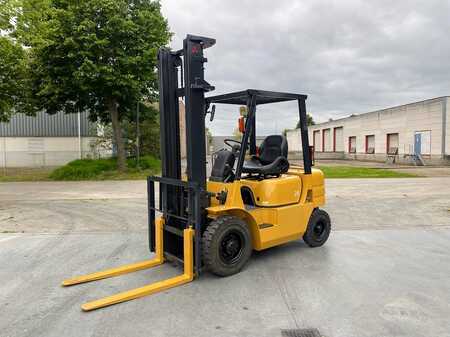 Petrol Forklift - Mitsubishi FG20-F17B (1)