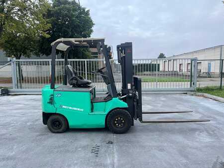 Elektro 4 Rad 2014  Mitsubishi FB25PN-75 (10)