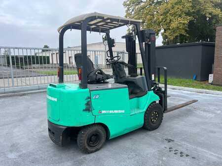 Elektro 4 Rad 2014  Mitsubishi FB25PN-75 (11)