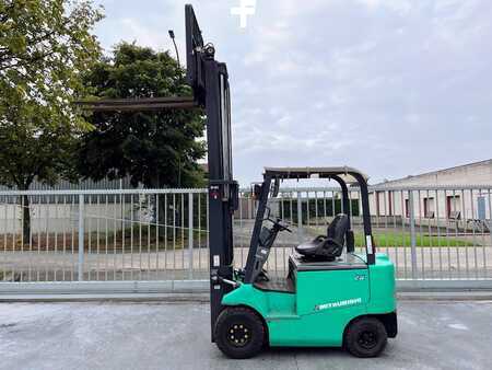 Elektro 4 Rad 2014  Mitsubishi FB25PN-75 (2)