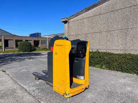 Electric Pallet Jacks 2006  Jungheinrich ESE120 (10)