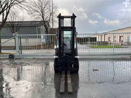 Diesel Forklifts 2017  Unicarriers FHD20T5 (10)