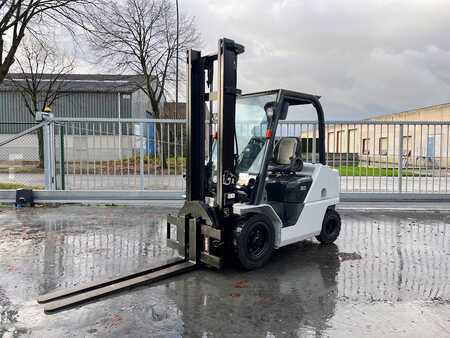 Wózki widłowe diesel 2017  Unicarriers FHD20T5 (1)