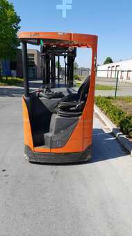 Carrelli retrattili 2015  BT RRE 140 (1)