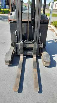 Reach Trucks 2015  BT RRE 140 (11)
