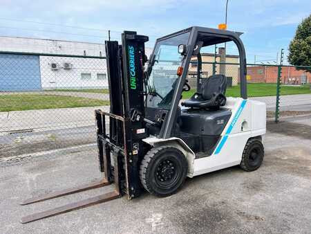 Carretilla elevadora diésel 2016 Unicarriers FHD25T5 (1)