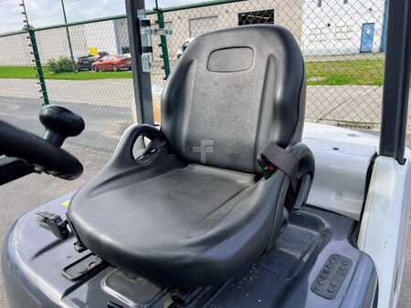 Carrelli elevatori diesel 2016  Unicarriers FHD25T5 (6)