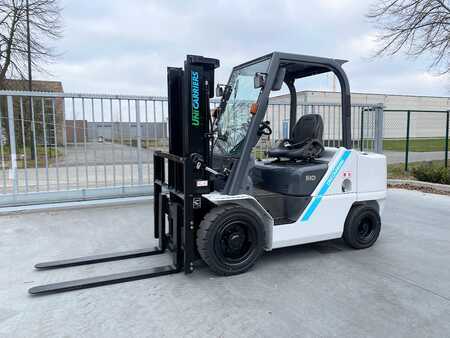 Carrelli elevatori diesel 2017  Unicarriers FHD30T5 (2)