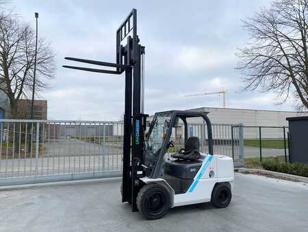 Carrelli elevatori diesel 2017  Unicarriers FHD30T5 (4)
