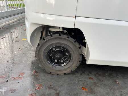 Carrelli elevatori diesel 2017  Unicarriers FHD20T5 (12)
