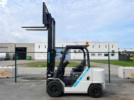 Carretilla elevadora diésel 2016  Unicarriers FHD25T5 (2)