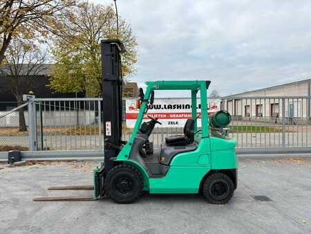 Carretilla elevadora GLP 2013 Mitsubishi FGE25-F17D (1)