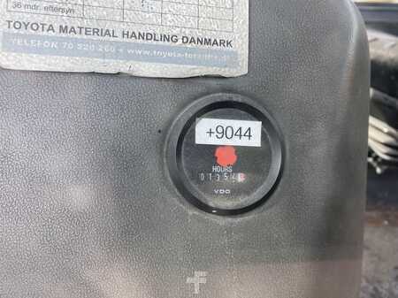 Carretilla elevadora diésel 2004  Kalmar DCE140-6 (6)