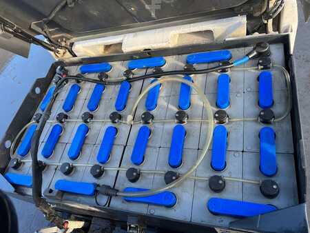 El Truck - 4-hjul 2019  Nissan J1B1L5U (12)